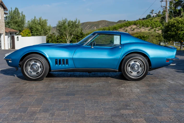 Vehicle image 43