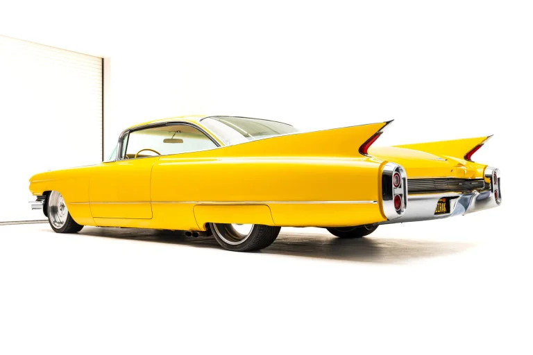 Vehicle image 380