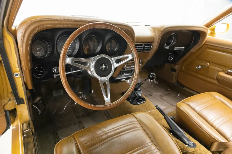 Vehicle image 345