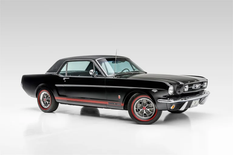 Vehicle image 365